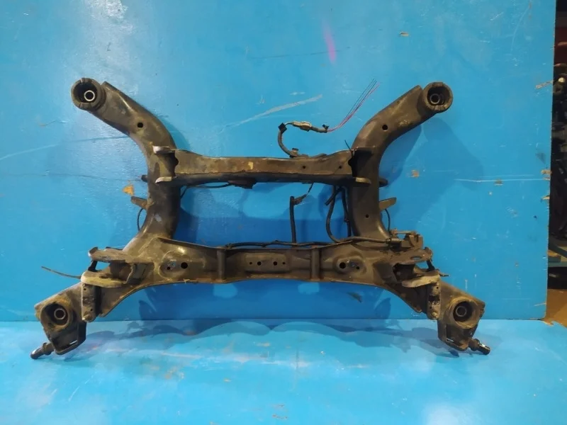 Подрамник Nissan Murano Z50 2000-2006