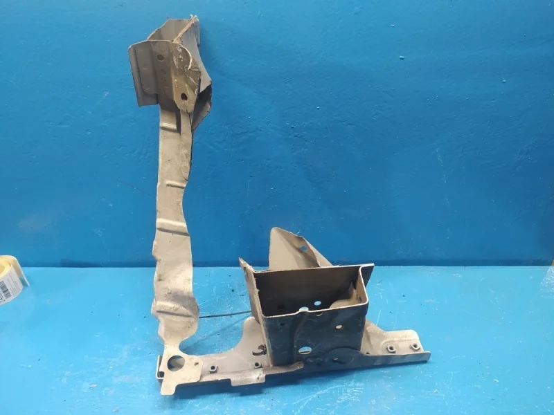 Кронштейн фары Nissan Teana J32 2008-2014