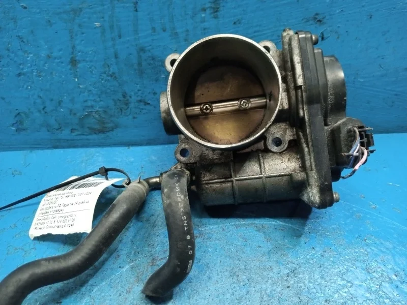 Дроссельная заслонка Nissan X-Trail T31, Qashqai J10, +2 2007-2014