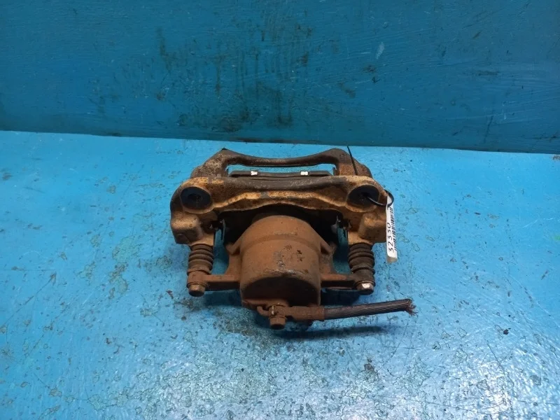 Суппорт тормозной LEXUS RX 330 2003-2008