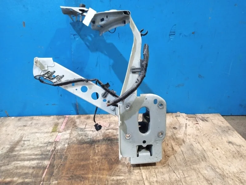 Суппорт фары Mazda CX-5 2011-2017