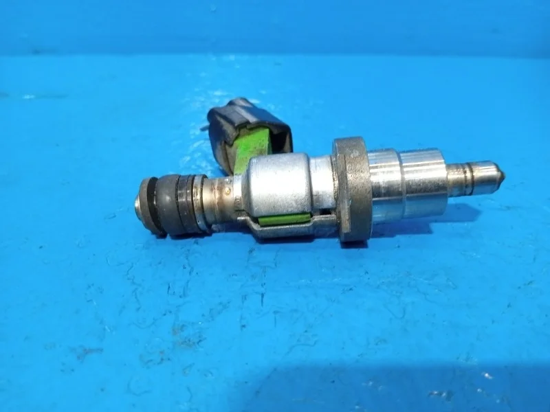 Форсунка топливная Toyota Avensis 2003-2009