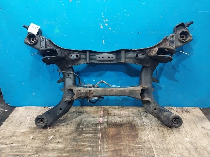 Подрамник Nissan Murano Z50 2000-2007