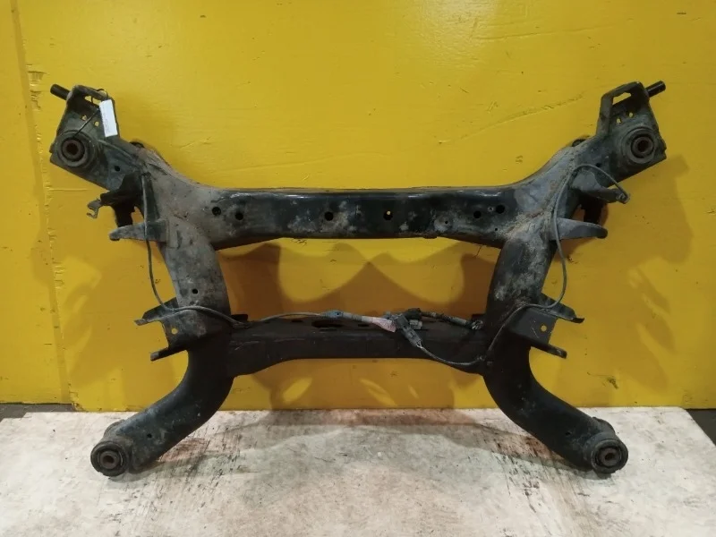 Подрамник Nissan Teana J31 2000-2007