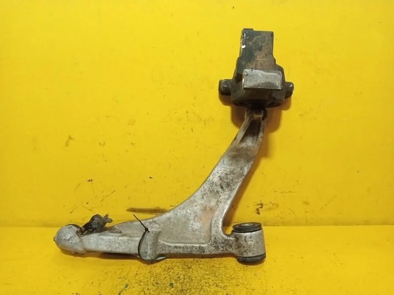 Рычаг подвески нижний Infiniti QX70