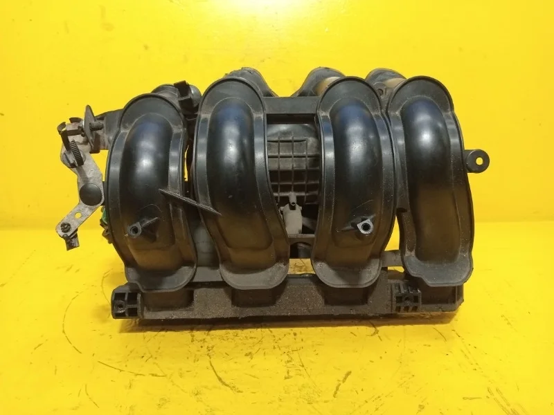 Коллектор впускной Ford Focus 2 2005-2011