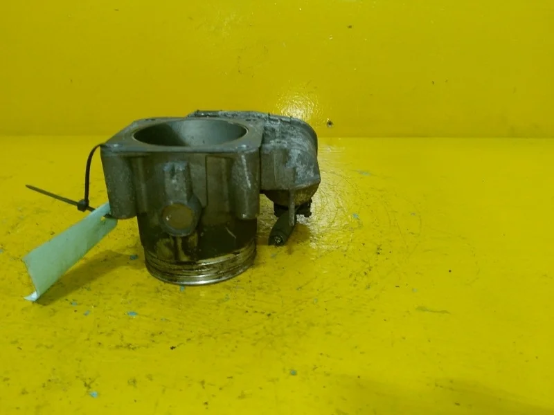 Дроссельная заслонка Volvo S60, S80, V70, XC70, XC90 2000-2010