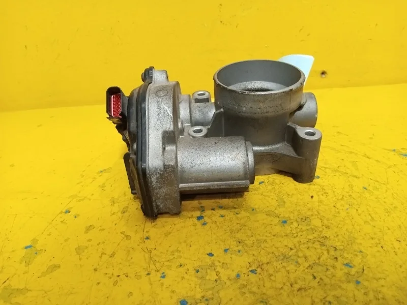 Дроссельная заслонка Ford Focus 2 2005-2011