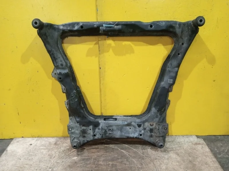Подрамник Nissan Qashqai J10 2006-2014