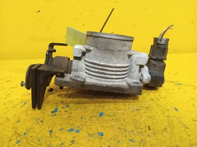 Дроссельная заслонка Mazda MPV 1999-2006