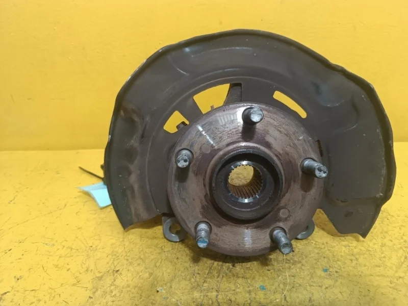 Кулак поворотный Toyota RAV4 XA30 2006-2012