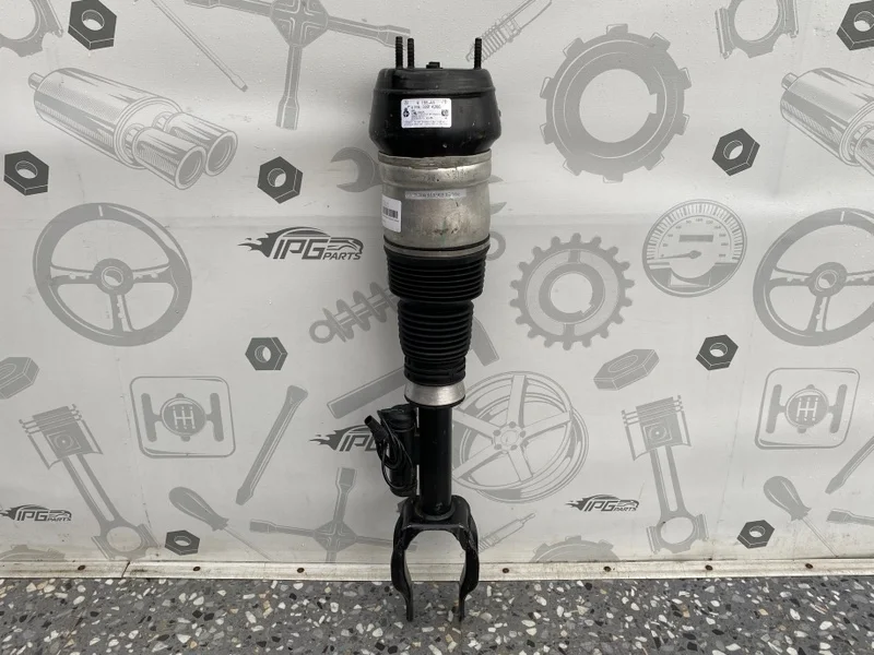 Амортизатор пневмо передний правый Mercedes-benz GLS X166