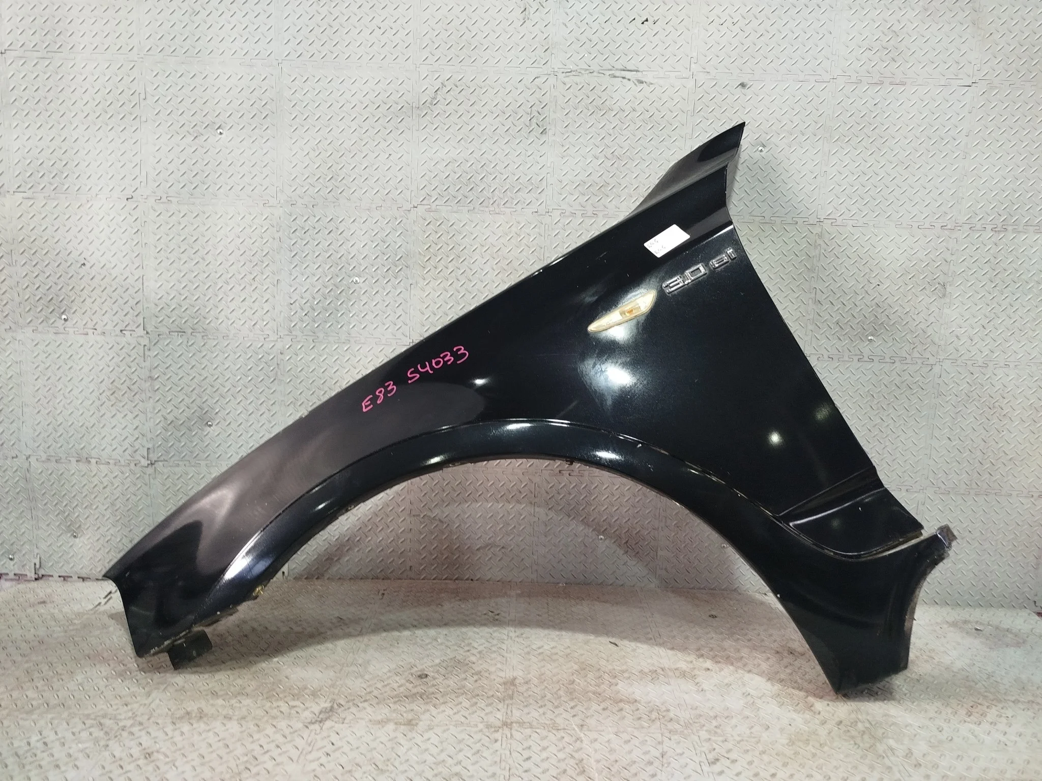 КРЫЛО BMW X3 E83 41353405921 ПЕРЕДНЕЕ ЛЕВОЕ черный, 475 S4033