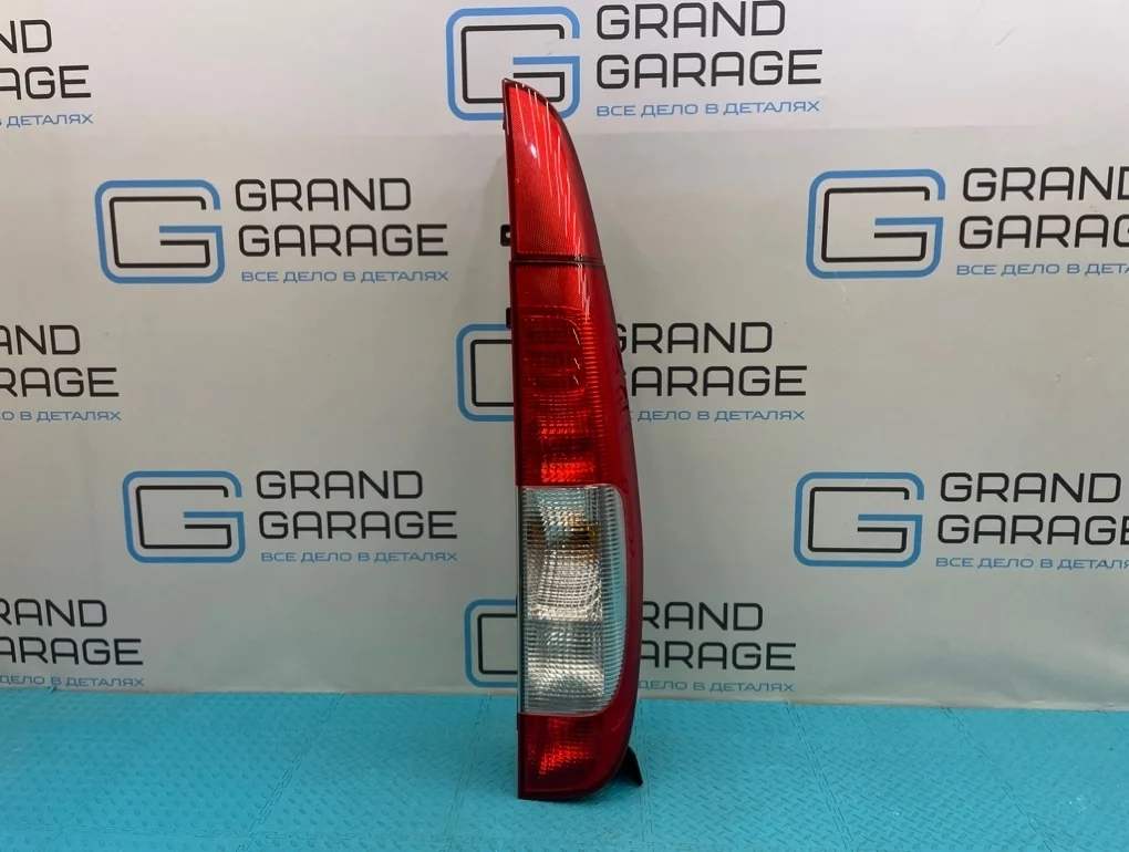 Фонарь Mercedes-Benz V-Class 2010 A6398200264 W639 272.978 3.5, задний правый