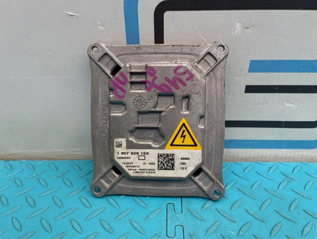 Блок розжига ксенона Bmw X3 2007 63117182520 E83 N52B25A 2.5