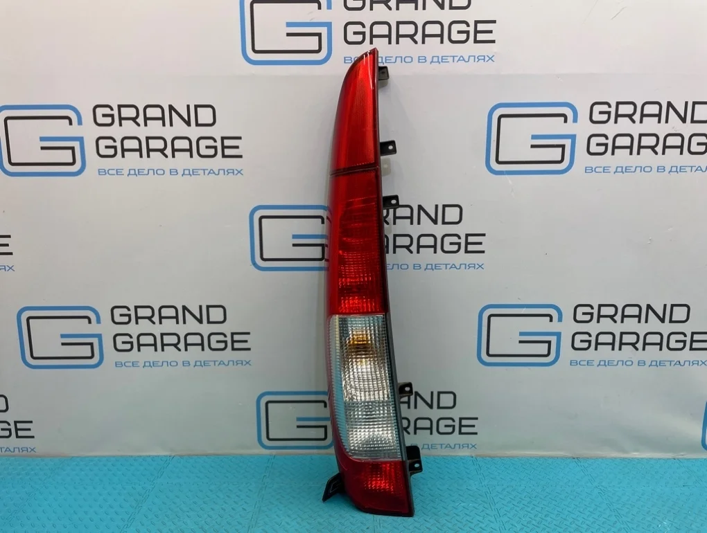 Фонарь Mercedes-Benz V-Class 2010 A6398200164 W639 272.978 3.5, левый