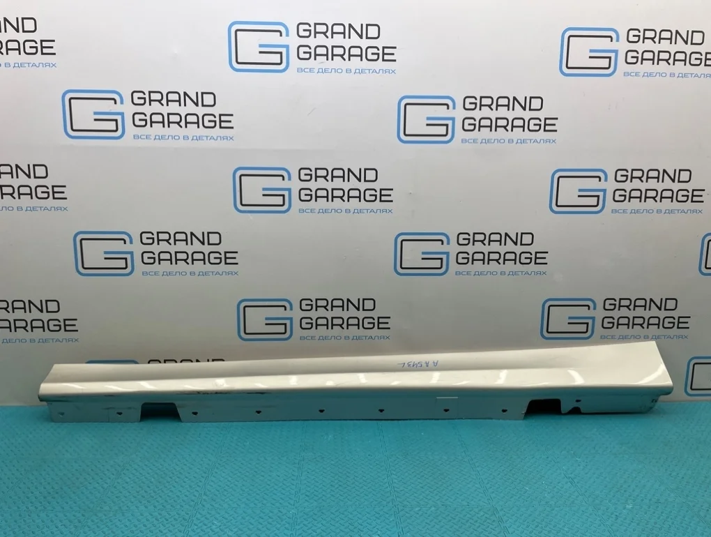 Порог Bmw 3-Series 2006 51777164795 E90 N46B20B 2.0, левый