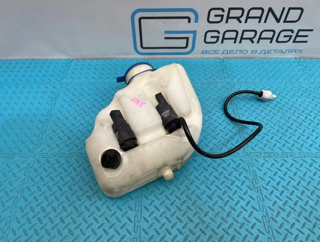 Бачок омывателя Mercedes-Benz V-Class 2010 A6398690320 W639 272.978 3.5