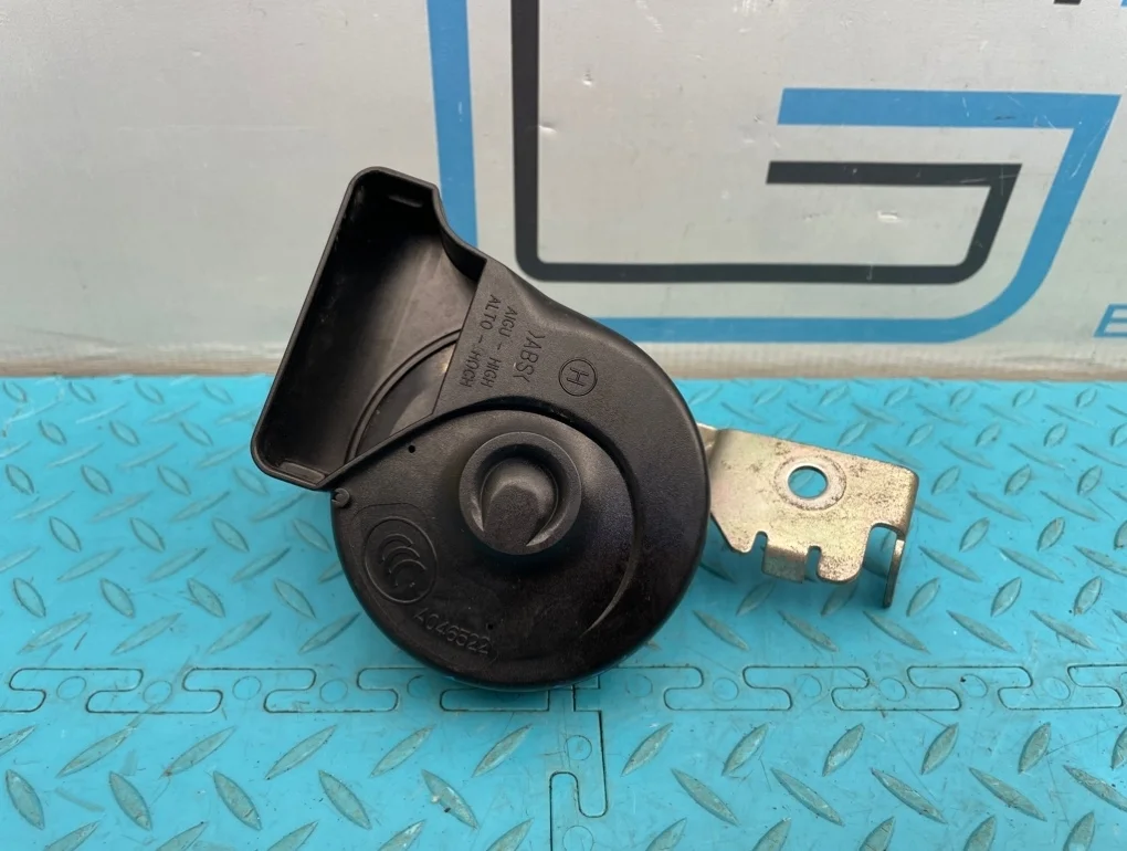 Сигнал звуковой Volkswagen Tiguan 2010 5N0951223A 5N1 CCZC 2.0, левый