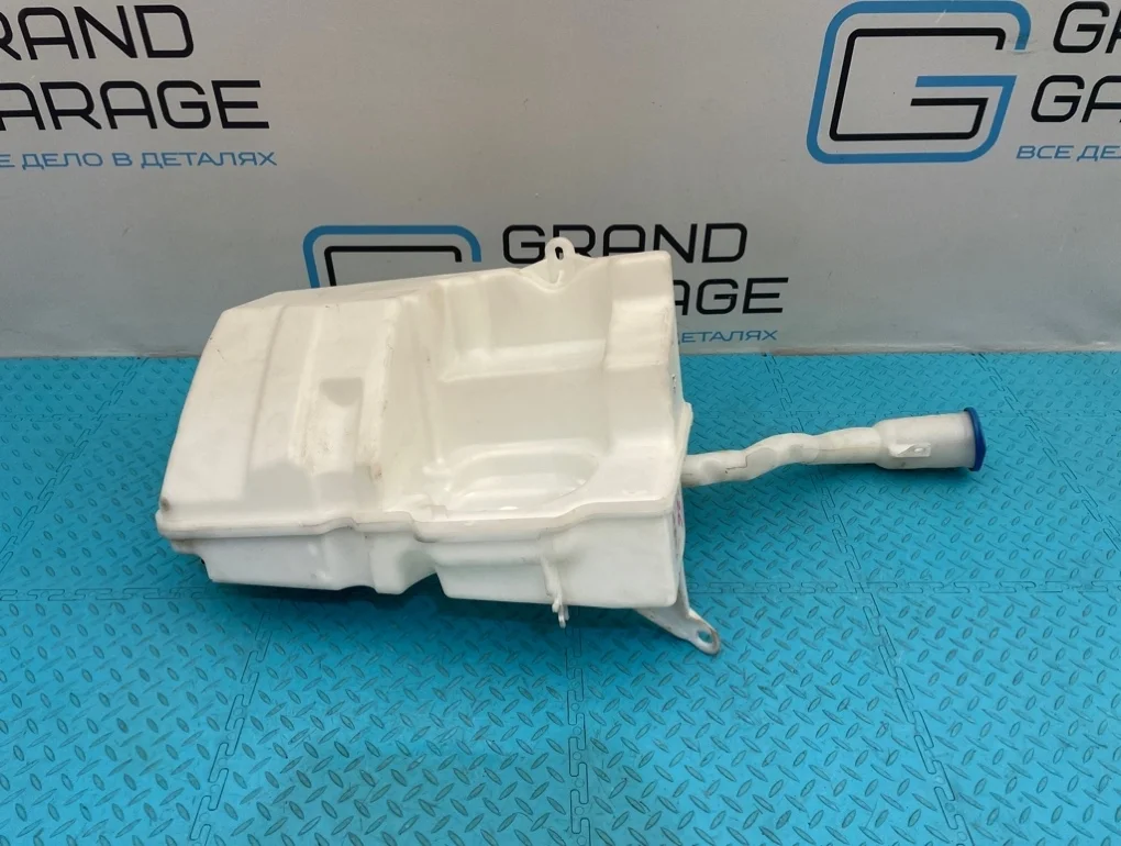 Бачок омывателя Volvo Xc60 2012 30753424 DZ B4204T7 2.0