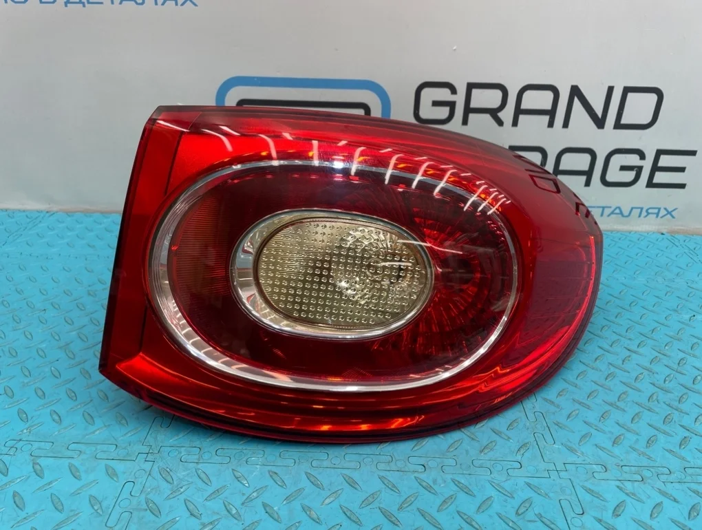 Фонарь Volkswagen Tiguan 2010 5N0945096H 5N1 CCZC 2.0, правый