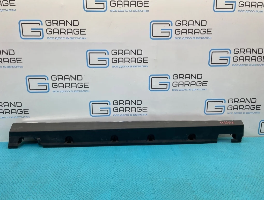 Порог Mercedes-Benz Ml-Class 2012 A1666980354 W166 642.826 3.0, правый