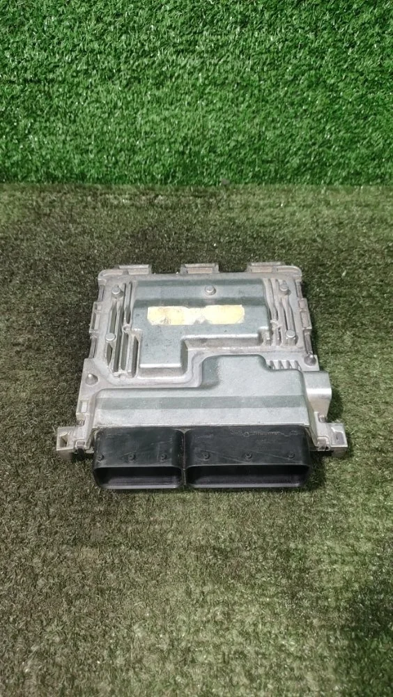 Блок управления двигателем Mercedes E-Class 2011 A2711500391 W207 271.860