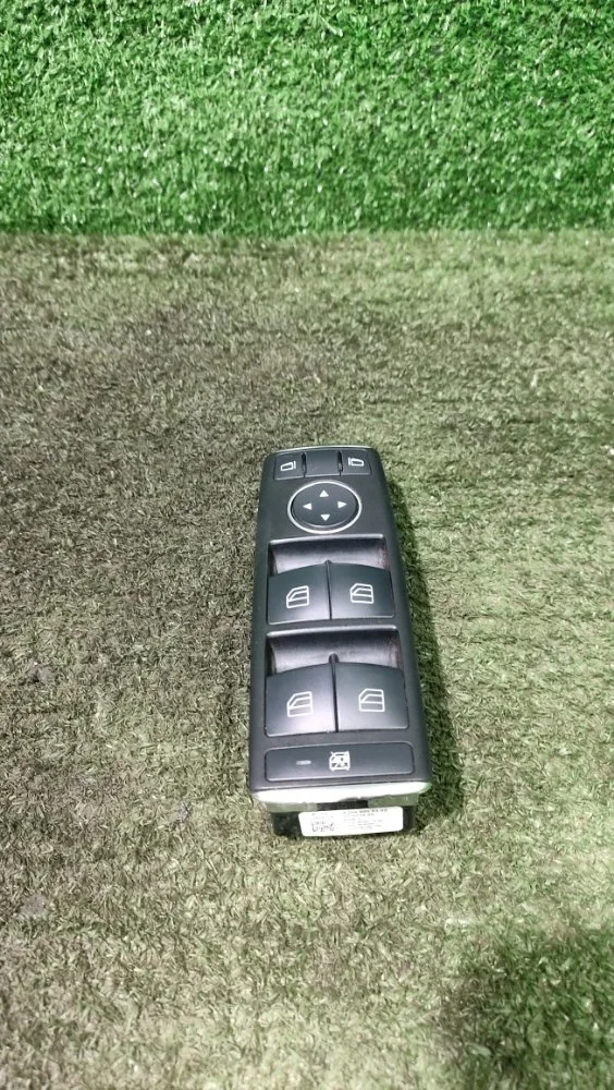 Блок управления стеклоподъемниками Mercedes E-Class 2011 A2049054005 W207 271.860