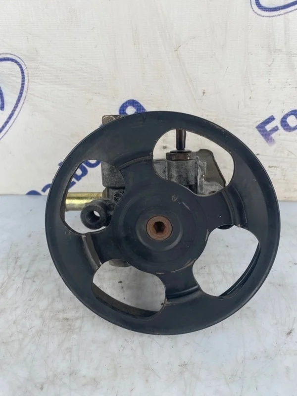 Насос ГУР Mitsubishi Lancer 9 2004 MR403656 CS3A 1.6 (4G18)