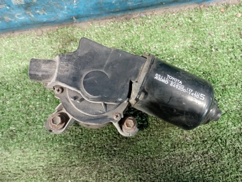 Моторчик стеклоочистителя передний Lexus LX470