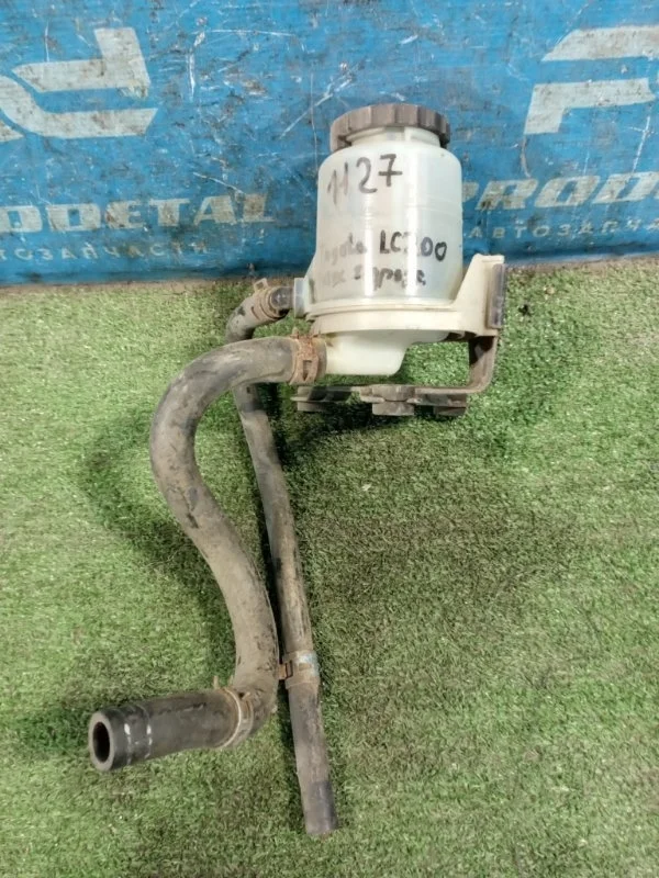 Бачок гидроусилителя Toyota Land Cruiser 200