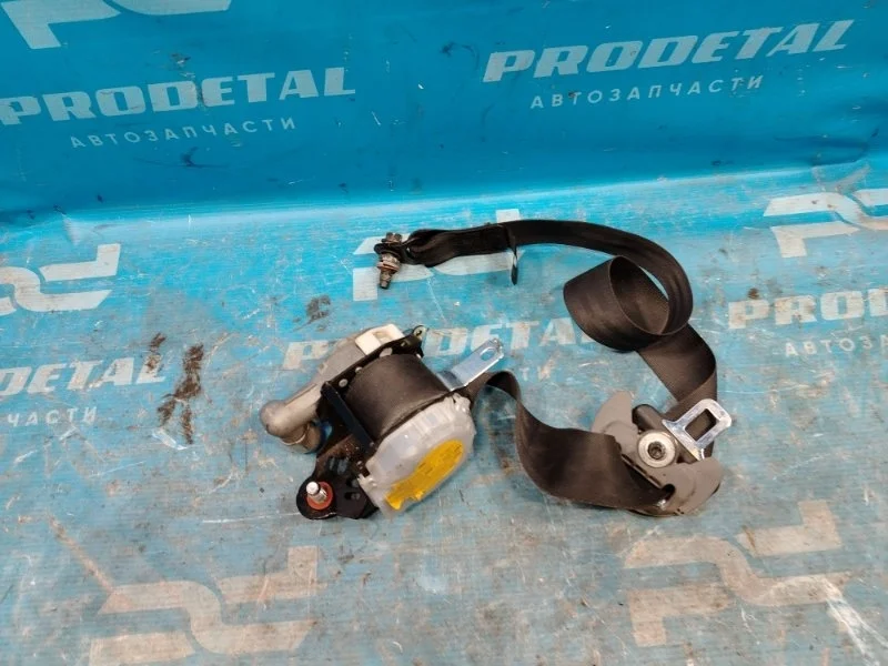 Ремень безопасности с пиропатроном передний правый