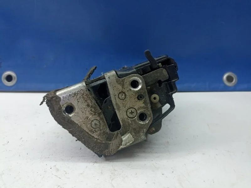 Замок двери Toyota Rav 4 Iii 2006 - 2013 6906042021, задний левый
