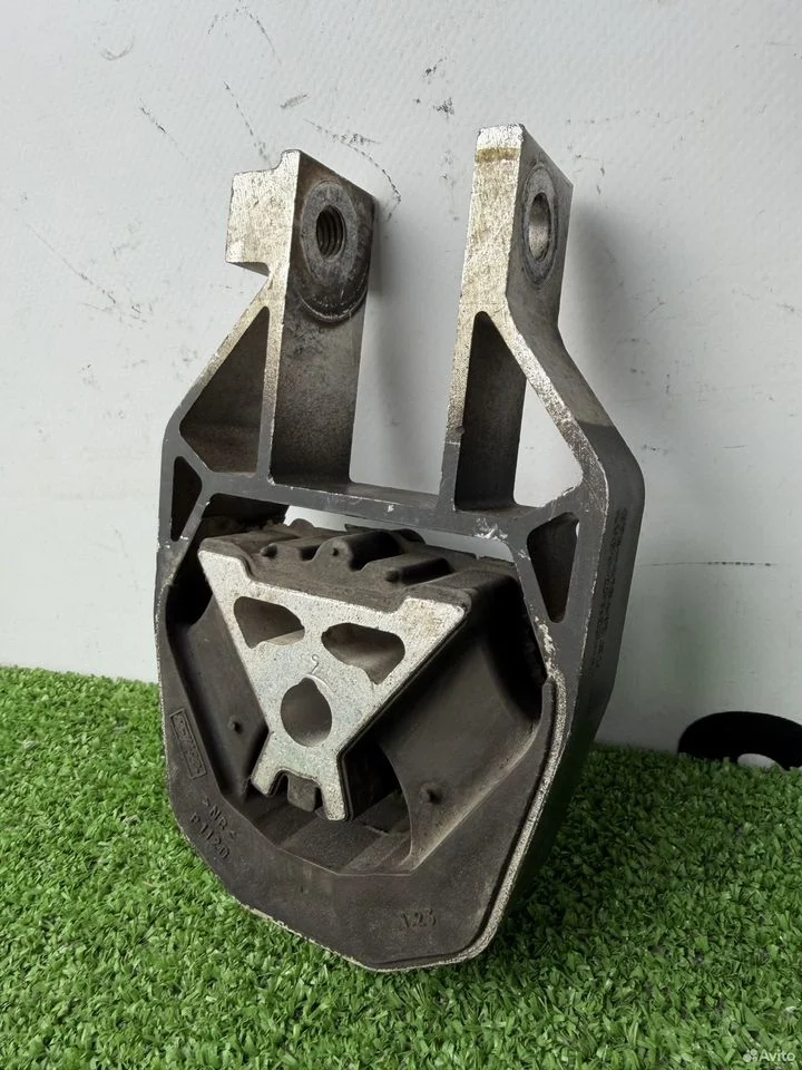 Подушка двигателя нижняя ford focus 3 kuga 2