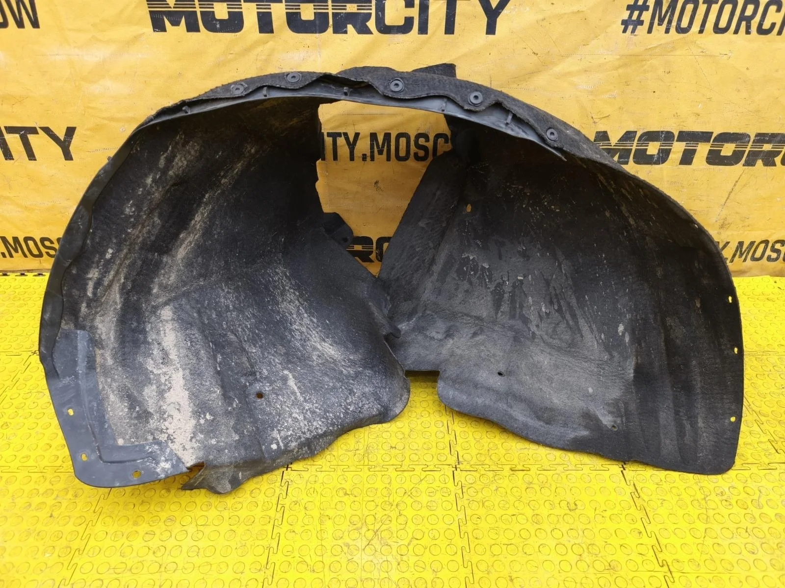 Подкрылок VOLVO XC60 2013