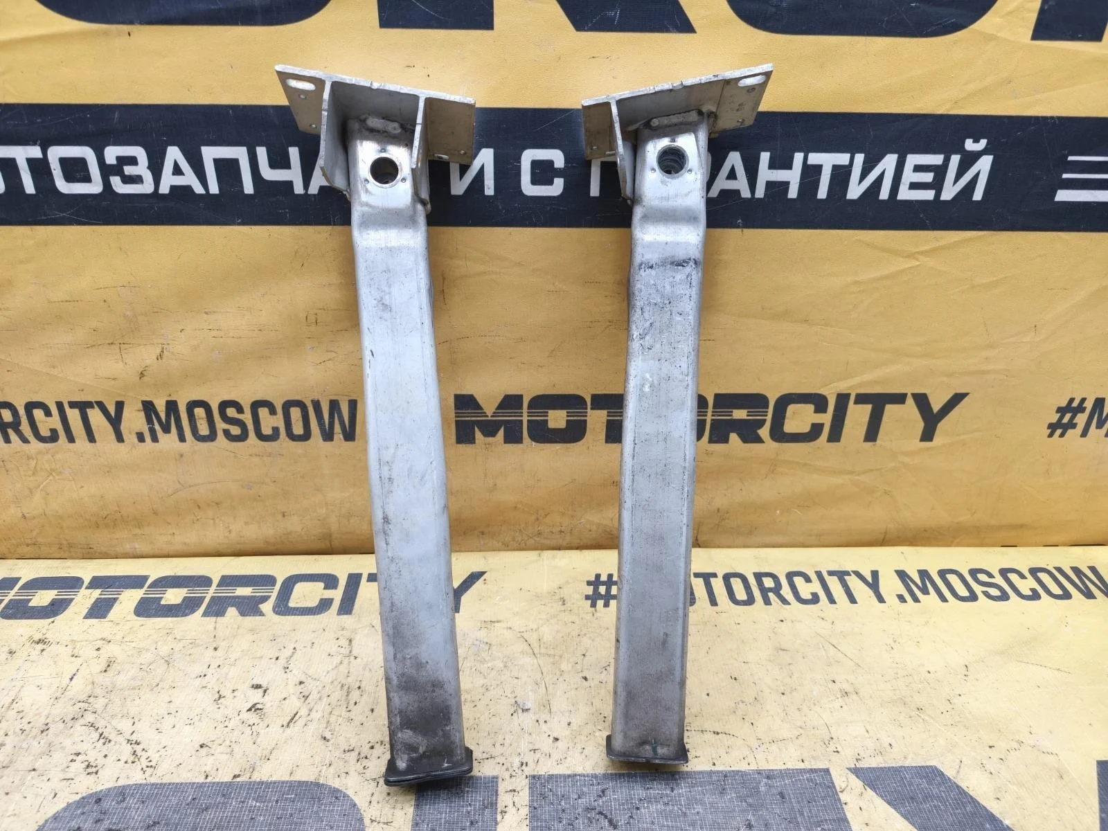 Кронштейны подрамника Peugeot 308 2010 T7