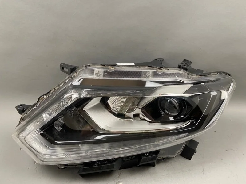 Фара Nissan X-Trail 2013-2017 260604CC6C T32, левая