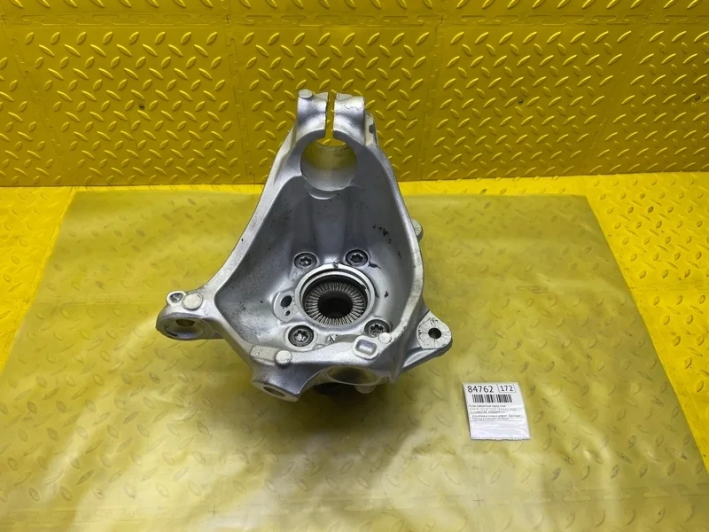 Кулак поворотный Bmw X3 2020 31216882598 G01 B57D30A 58406217, передний правый