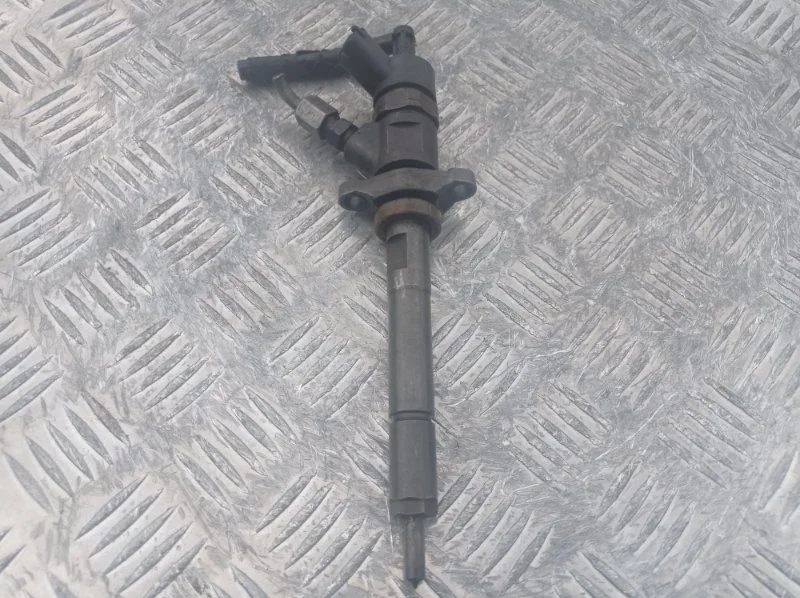 Форсунка топливная Peugeot Partner 2007 0445110259 9HZ
