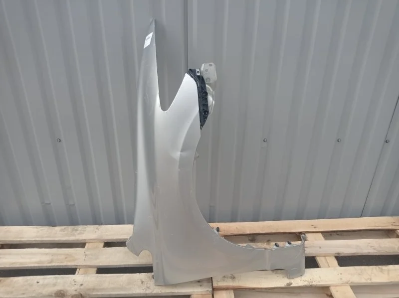 Крыло Honda Civic 2009 60211SNBJ00ZZ 4D, переднее правое