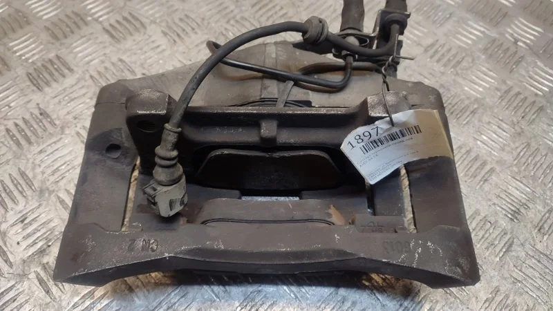 Суппорт тормозной Audi A6 4F0615124 C6, передний левый