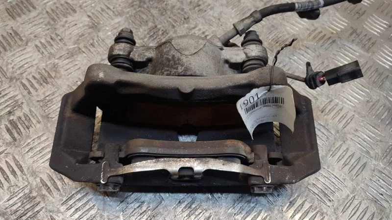 Суппорт тормозной Audi A6 4F0615123 C7, передний левый