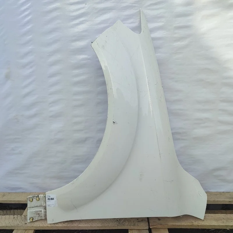 Крыло Audi Q7 4L0821101 4L, переднее левое