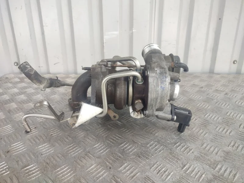 Турбина Volkswagen Passat 2012 03C145701T 7 CAV