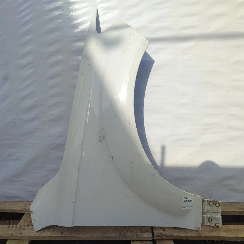 Крыло Audi Q7 4L0821102 4L, переднее правое