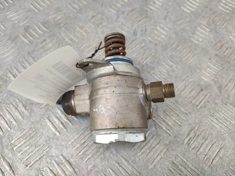 Топливный насос высокого давления Volkswagen Golf 03C127026D CBZ