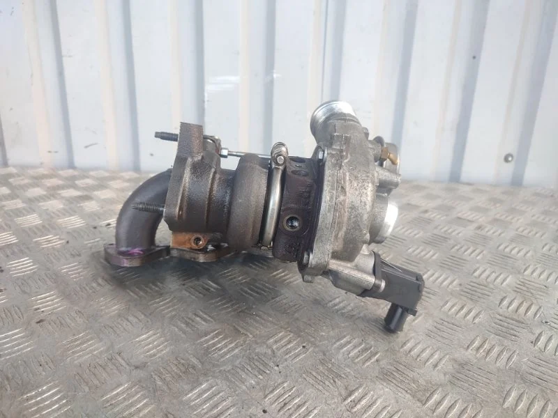 Турбина Skoda Yeti 03C145701K CAV