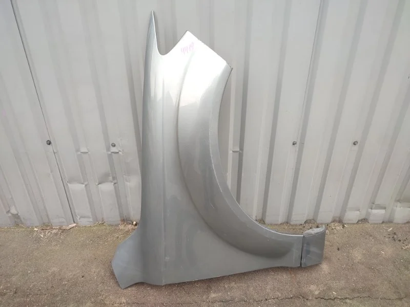 Крыло Audi Q7 4L0821102 4L, переднее правое