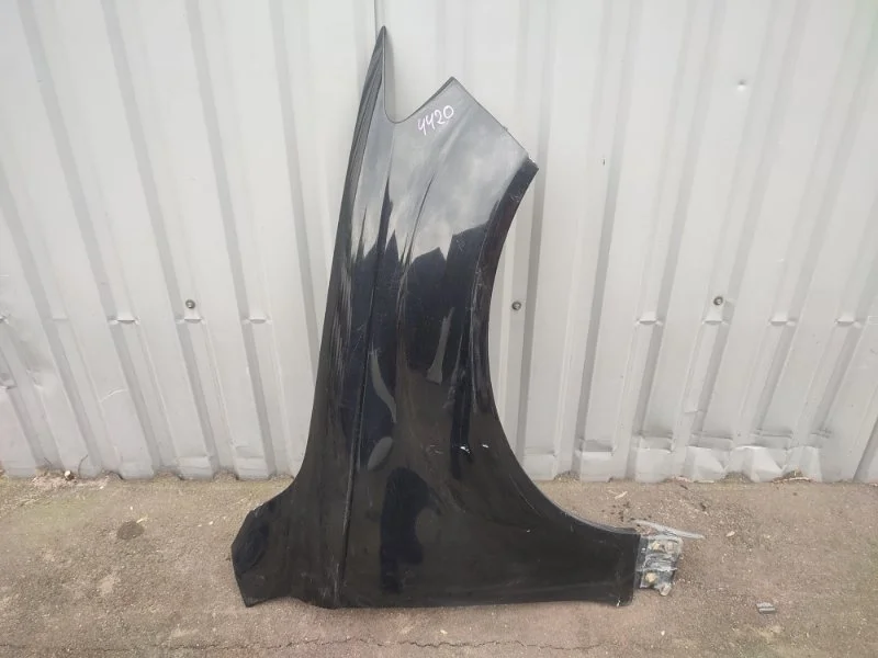 Крыло Audi Q7 4L0821102 4L, переднее правое