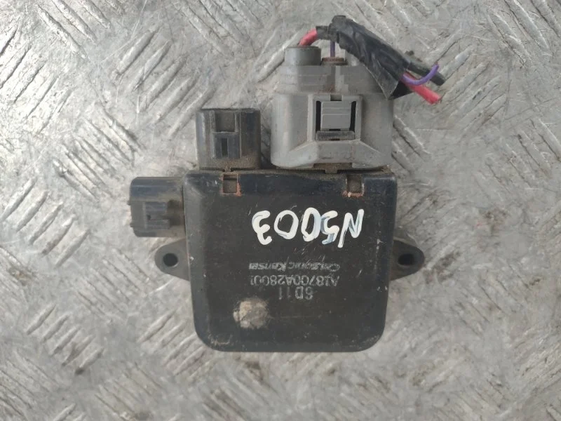 Блок управления вентилятором Mitsubishi Lancer A18700A28001 CS2A